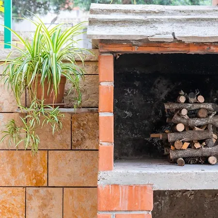 Bepa Lägenhet Supetar